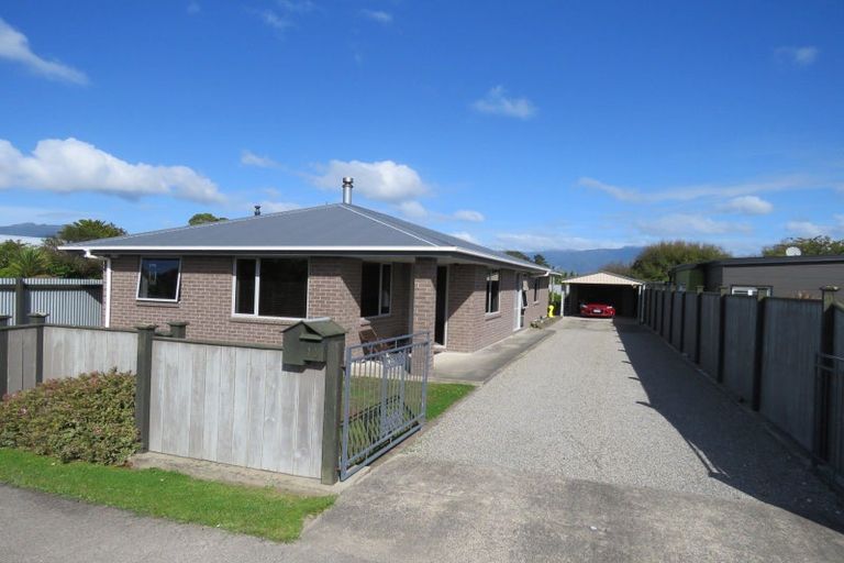 Photo of property in 16 Forbes Street, Westport, 7825