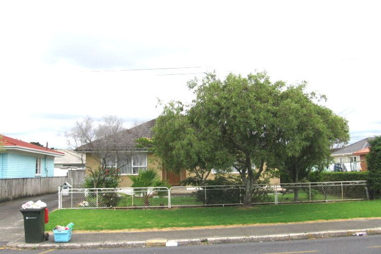 Photo of property in 120 Panorama Road, Mount Wellington, Auckland, 1060