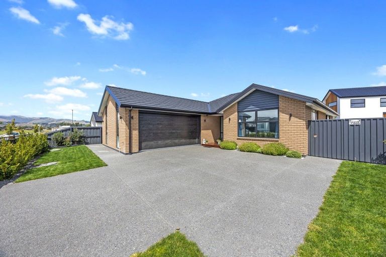 Photo of property in 66 Skibbereen Drive, Halswell, 8025