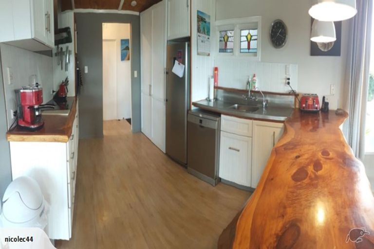 Photo of property in 18a Wade Place, Welcome Bay, Tauranga, 3175