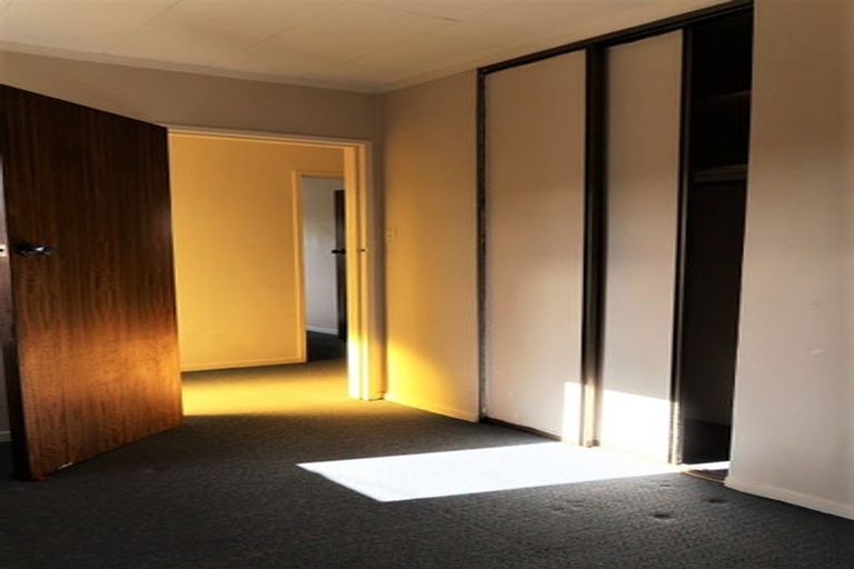 Photo of property in 11a Tarawera Road, Johnsonville, Wellington, 6037