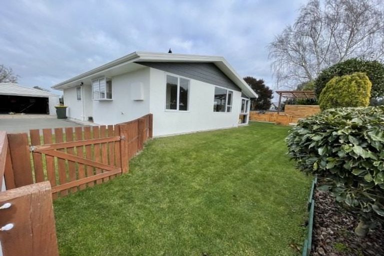 Photo of property in 24 Rakaia Terrace, Rakaia, 7710