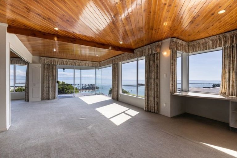 Photo of property in 100 Princes Drive, Britannia Heights, Nelson, 7010