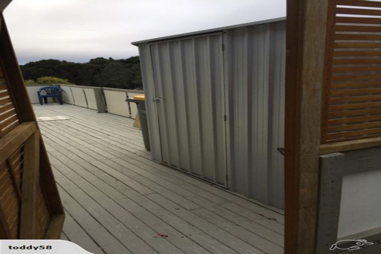 Photo of property in 1/21 Bonito Place, Bayview, Auckland, 0629