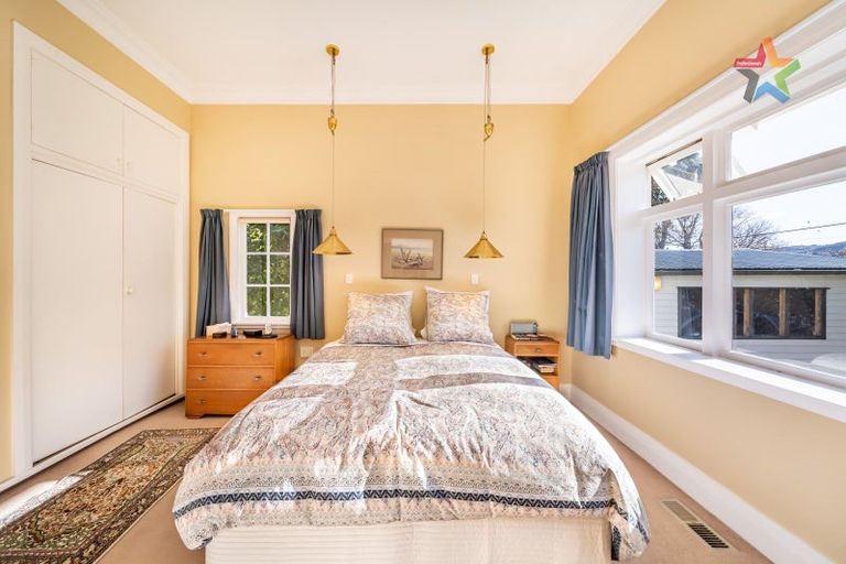 Photo of property in 18 Hautana Square, Woburn, Lower Hutt, 5010