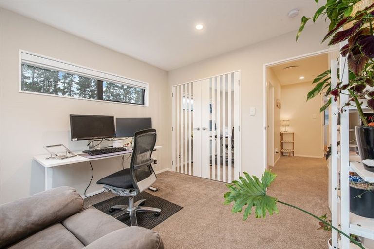 Photo of property in 11 Kaimai Avenue, Massey, Auckland, 0614