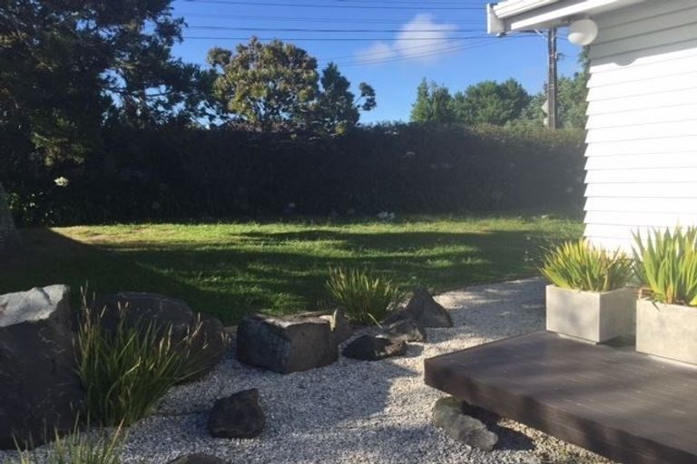 Photo of property in 1/18 Firth Road, Torbay, Auckland, 0630