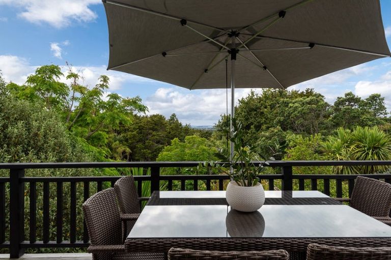 Photo of property in 7 Hume Drive, Hillcrest, Auckland, 0627