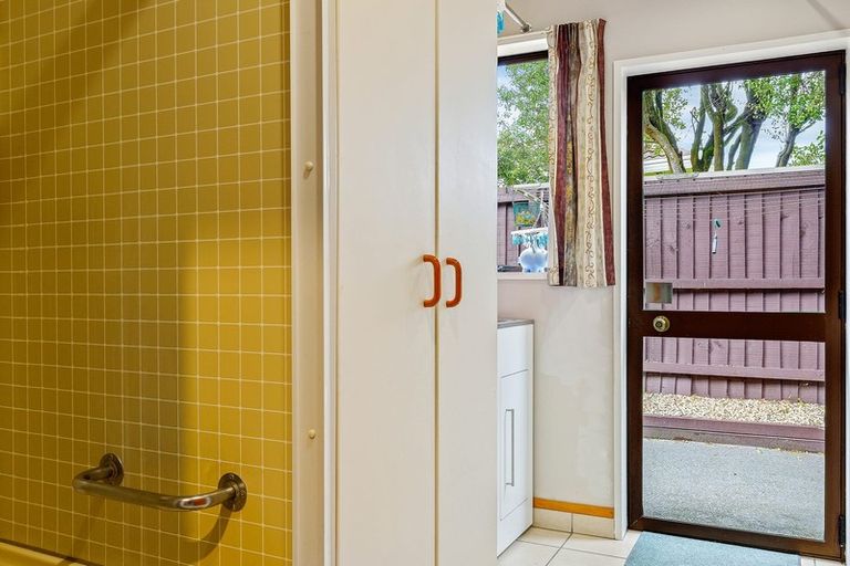 Photo of property in 11a Cherrywood Place, Redwood, Christchurch, 8051