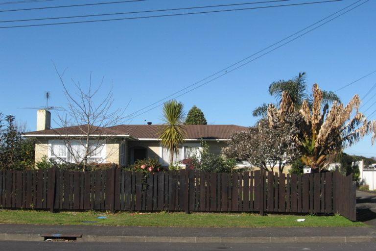 Photo of property in 8 Resolute Way, Papakura, 2110