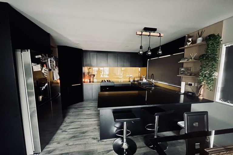 Photo of property in 43b Hillcrest Road, Papatoetoe, Auckland, 2025