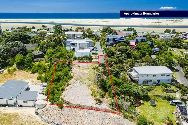 Photo of property in 34a Moir Point Road, Mangawhai Heads, Mangawhai, 0505