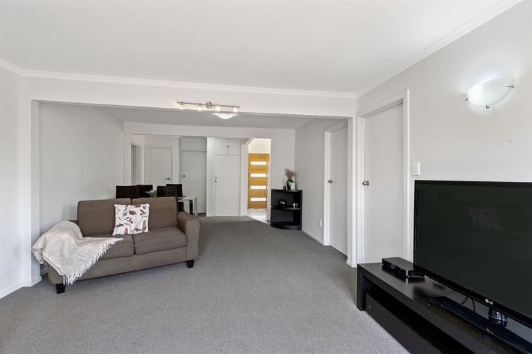 Photo of property in 10 Brixton Street, Islington, Christchurch, 8042
