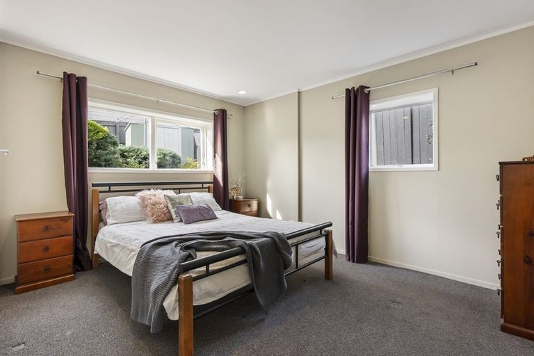 Photo of property in 60 Evelyn Road, Cockle Bay, Auckland, 2014