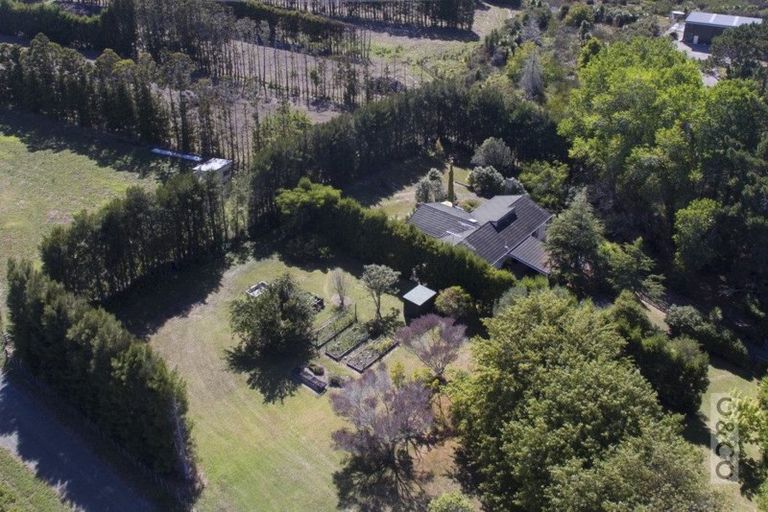 Photo of property in 902 Old North Road, Waimauku, 0882