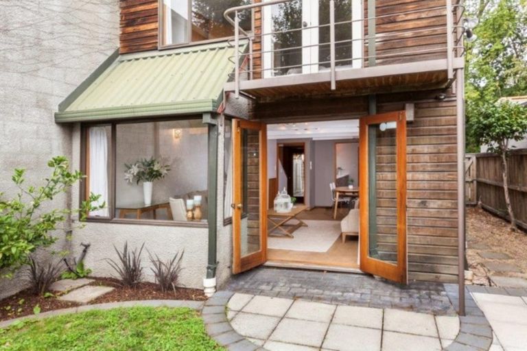 Photo of property in 1/20 Bristol Street, St Albans, Christchurch, 8014