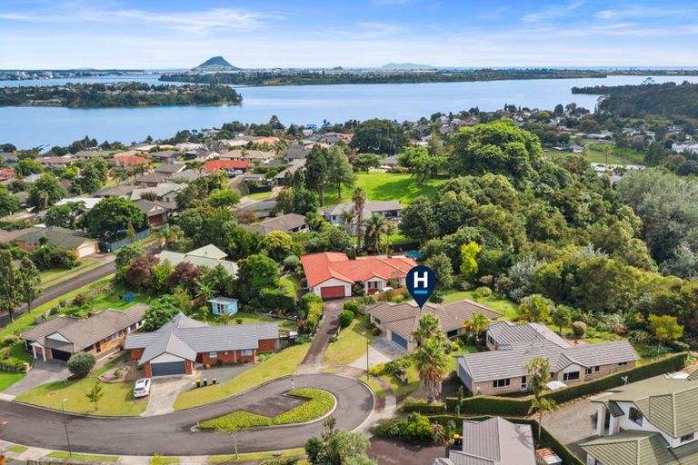 Photo of property in 27 Lysaght Place, Welcome Bay, Tauranga, 3112