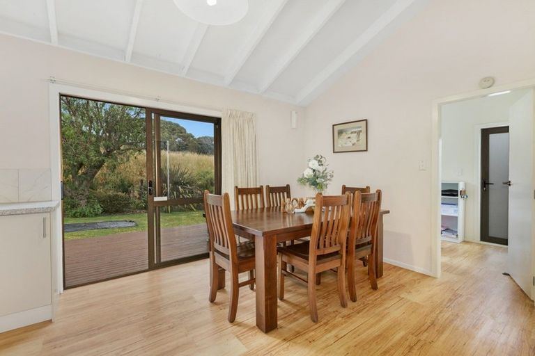Photo of property in 27 Fincham Road, Raumati Beach, Paraparaumu, 5032