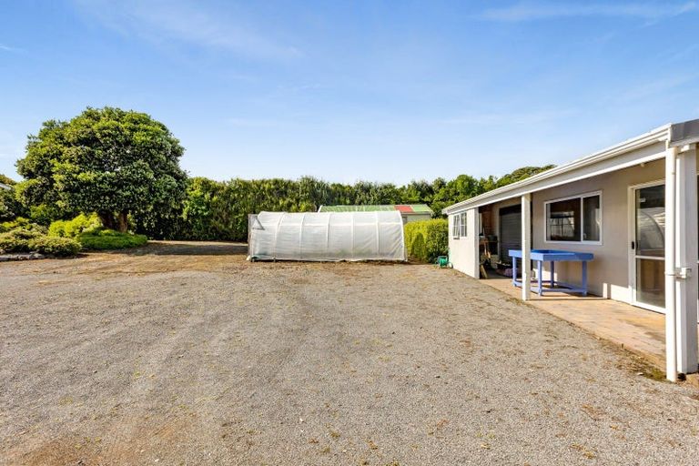 Photo of property in 183 Tasman Street, Opunake, 4616