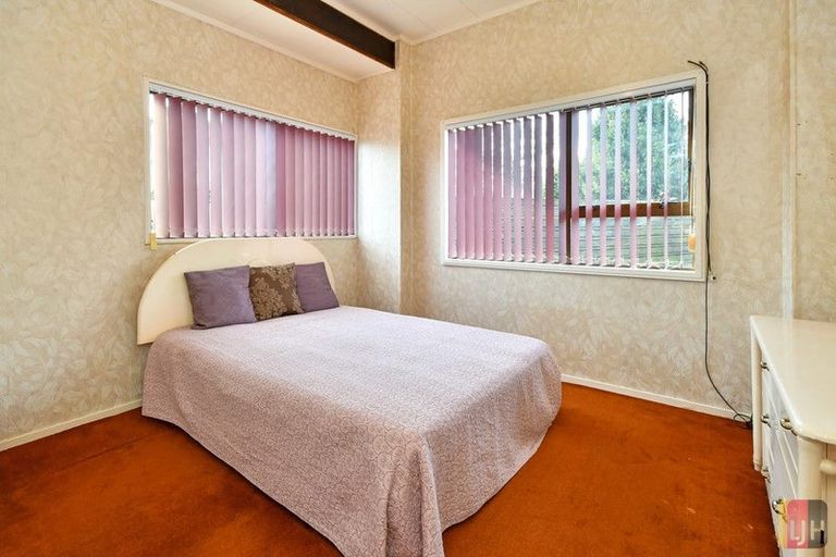 Photo of property in 6 Charles Miller Court, Clarks Beach, 2122