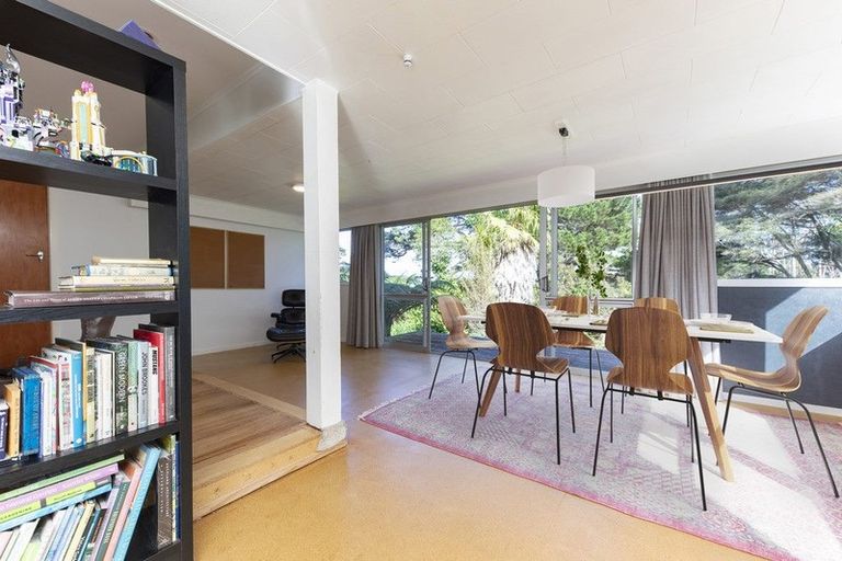 Photo of property in 380 Muriwai Road, Waimauku, 0881