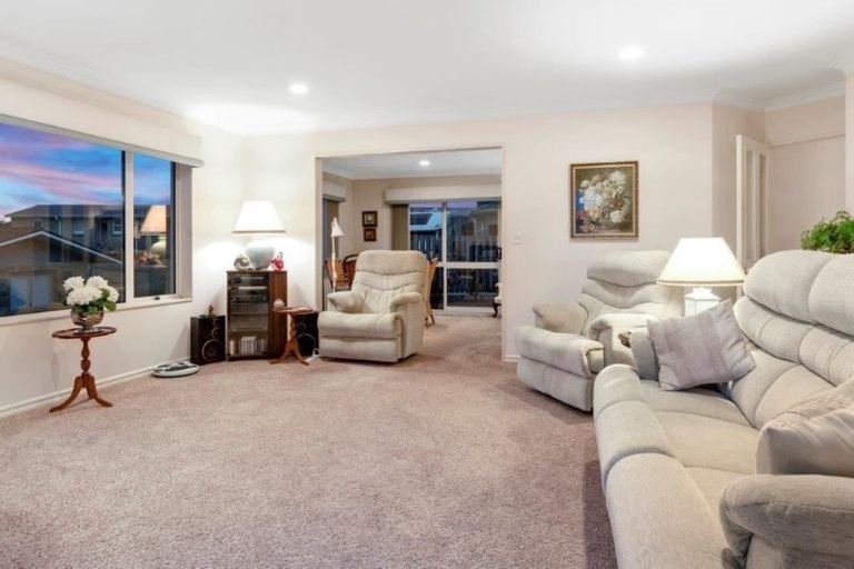 Photo of property in 61a Pitau Road, Mount Maunganui, 3116