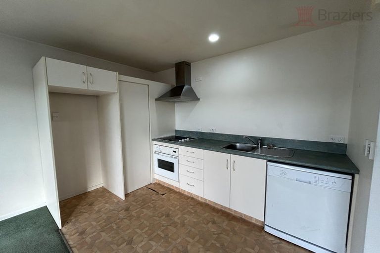 Photo of property in 10 Burdale Street, Riccarton, Christchurch, 8011