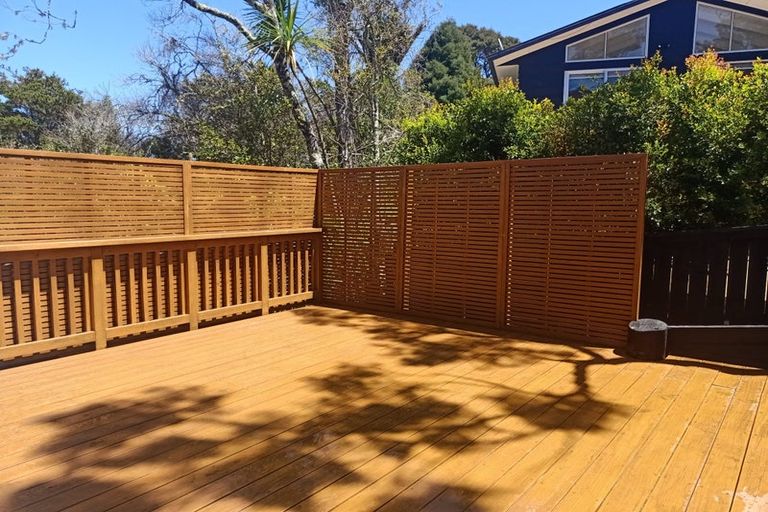 Photo of property in 39 Tui Glen Road, Birkenhead, Auckland, 0626