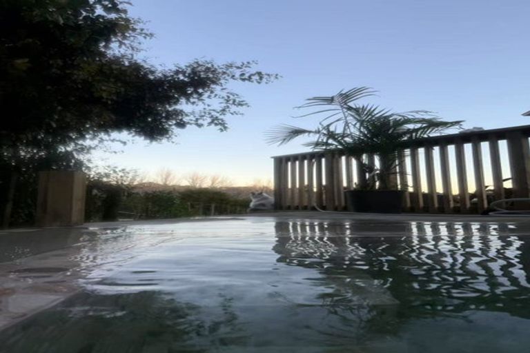 Photo of property in 13 Regis Lane, Flat Bush, Auckland, 2019