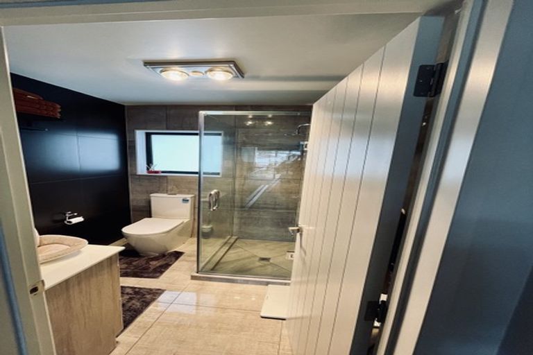 Photo of property in 43b Hillcrest Road, Papatoetoe, Auckland, 2025