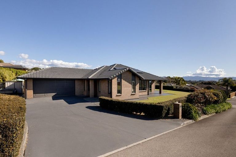 Photo of property in 7 Haden Place, Omokoroa, 3114