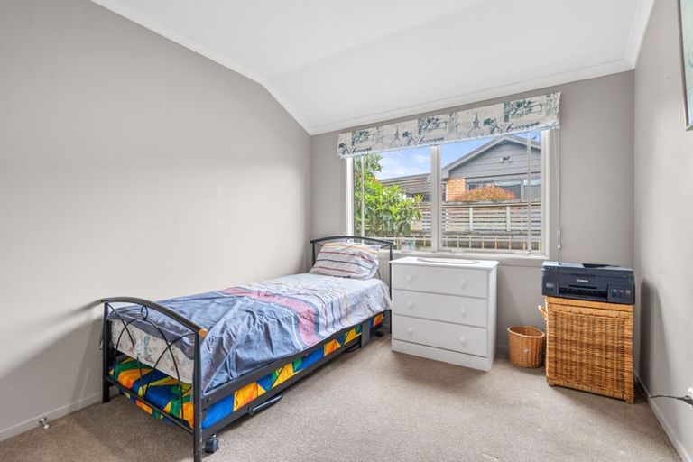 Photo of property in 12 Rexwood Estate, Carterton, 5713