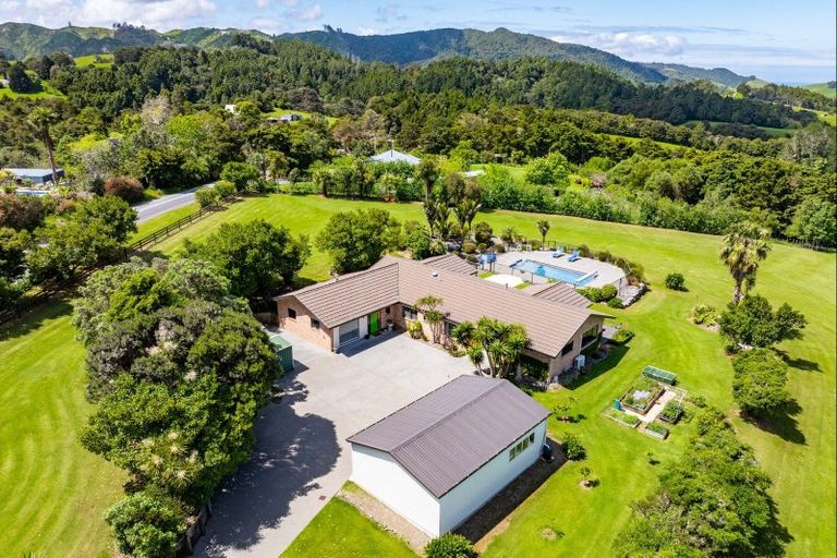 Photo of property in 878 Waipu Caves Road, Waipu, 0582