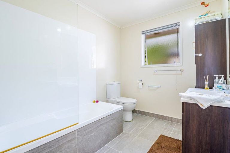 Photo of property in 57 Coastal Heights, Stillwater, Silverdale, 0993