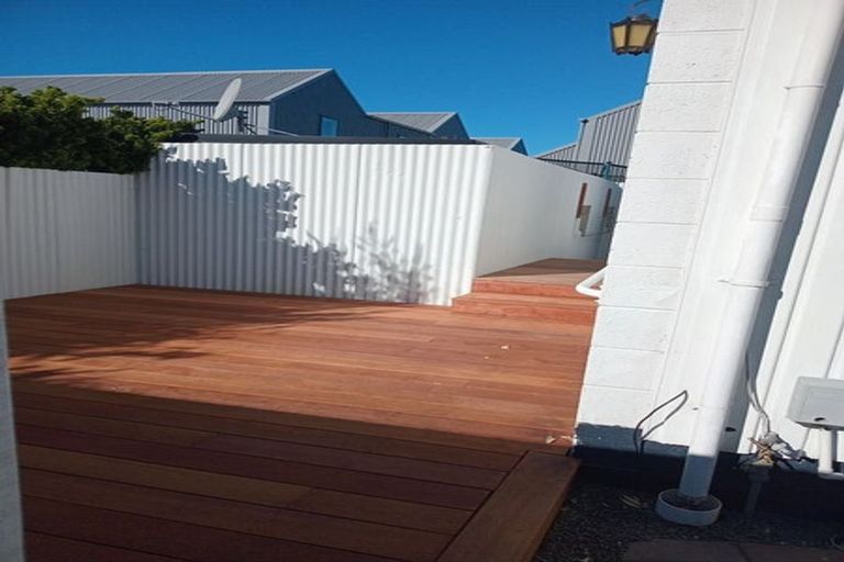 Photo of property in 2/26 Frederick Street, Waltham, Christchurch, 8011