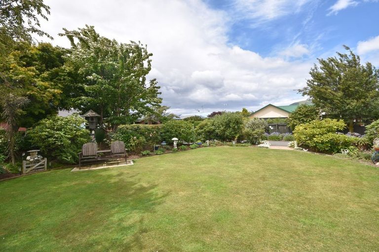 Photo of property in 16 Silverstream Drive, Mosgiel, 9024