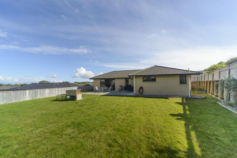 Photo of property in 30 Macdonald Heights, Feilding, 4702