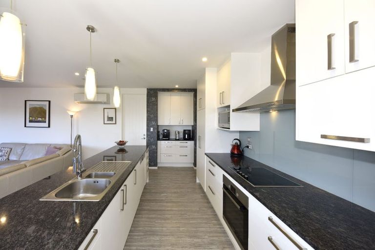 Photo of property in 9 Kenmure Drive, Huntsbury, Christchurch, 8022