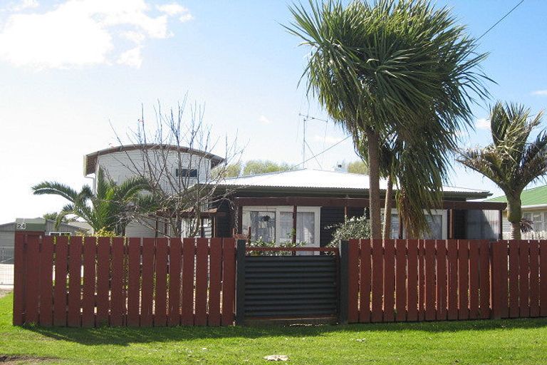 Photo of property in 24 Wilson Street, Matata, Whakatane, 3194