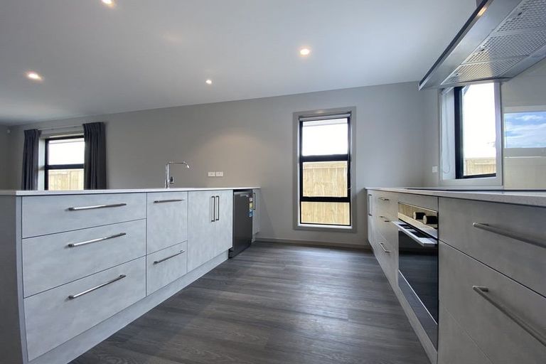 Photo of property in 10 Cotula Way, Papamoa Beach, Papamoa, 3118