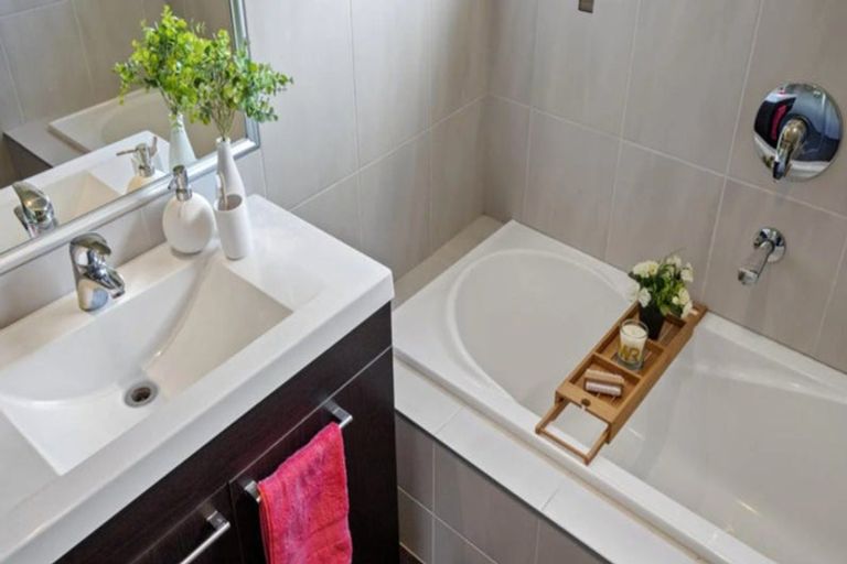 Photo of property in 107 Kitchener Road, Pukekohe, 2120