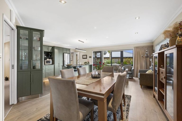 Photo of property in 69b Karamea Street, Whalers Gate, New Plymouth, 4310