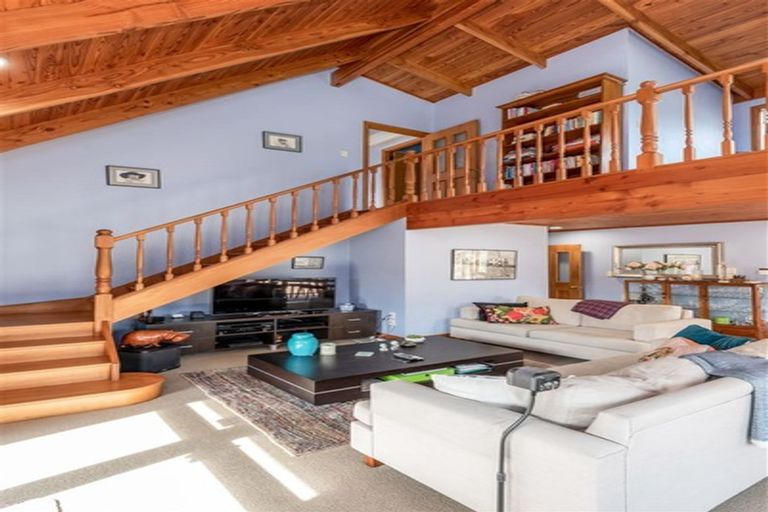 Photo of property in 810 Chapel Road, Shamrock Park, Auckland, 2016