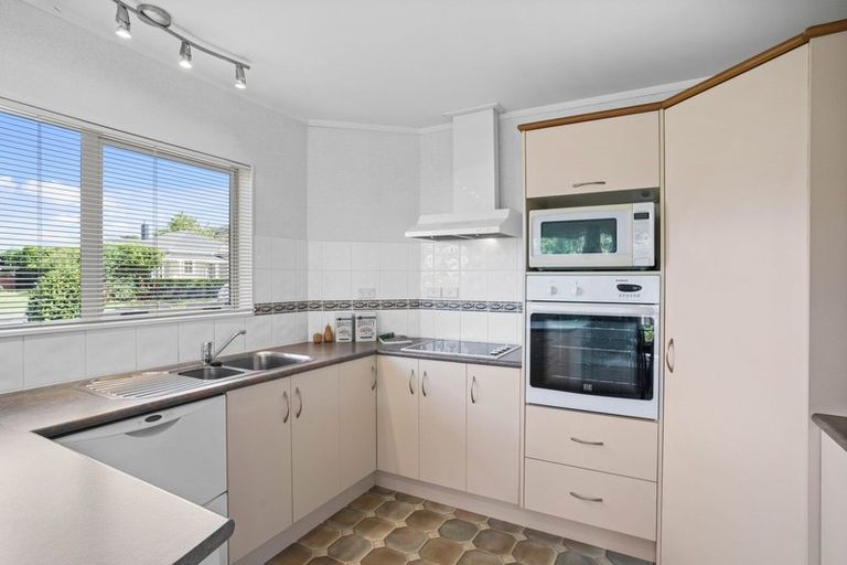 Photo of property in 10a Powhiri Avenue, Kensington, Whangarei, 0112