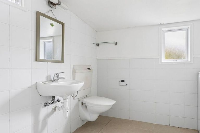 Photo of property in 18 Burlington Street, Sydenham, Christchurch, 8023