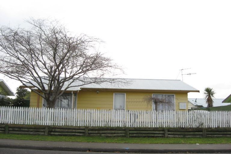 Photo of property in 324 Portsmouth Road, Flaxmere, Hastings, 4120