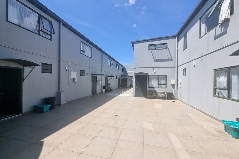 Photo of property in 253 Riddiford Street, Newtown, Wellington, 6021