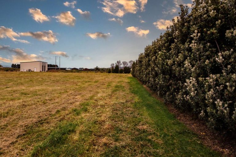 Photo of property in 28 Hansen Road, Makauri, Gisborne, 4071
