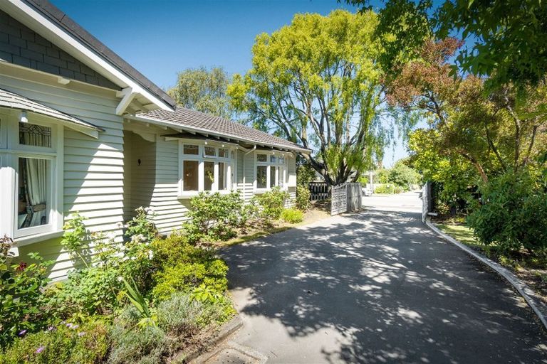 Photo of property in 52 Kilmarnock Street, Riccarton, Christchurch, 8011