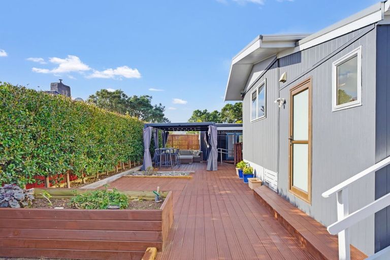 Photo of property in 201 Chartwell Avenue, Whangamata, 3620
